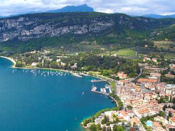 lake garda and venice group tour